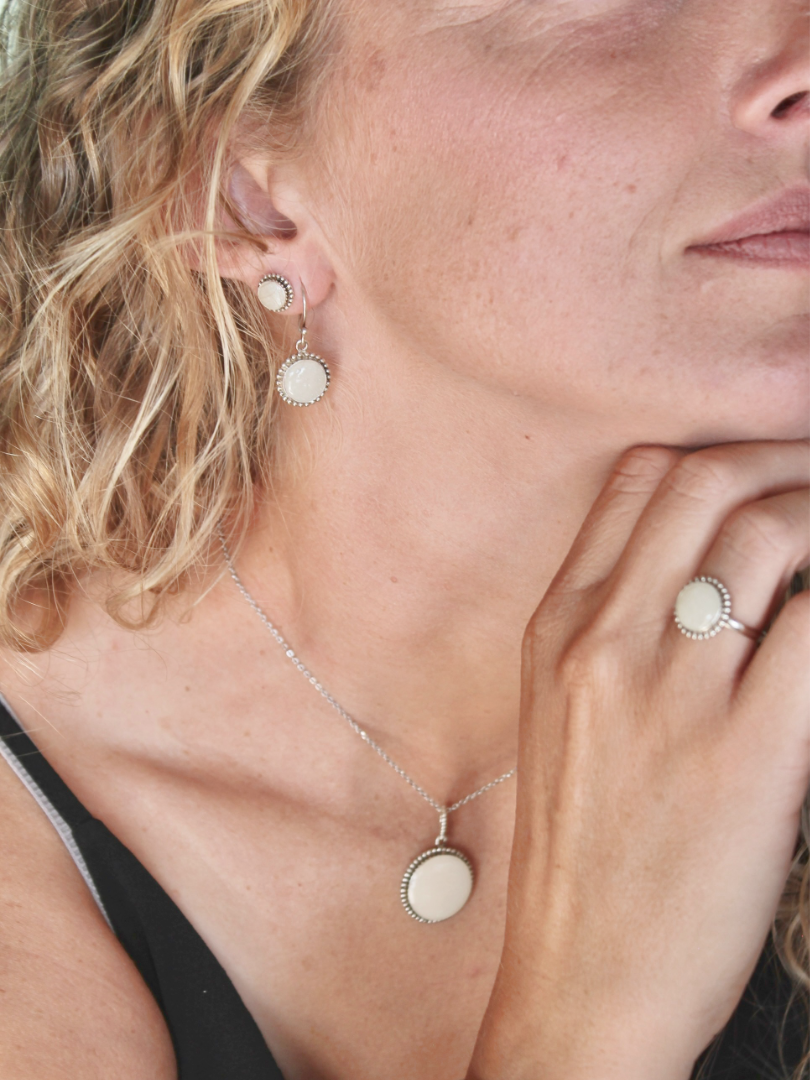 Bella Studs