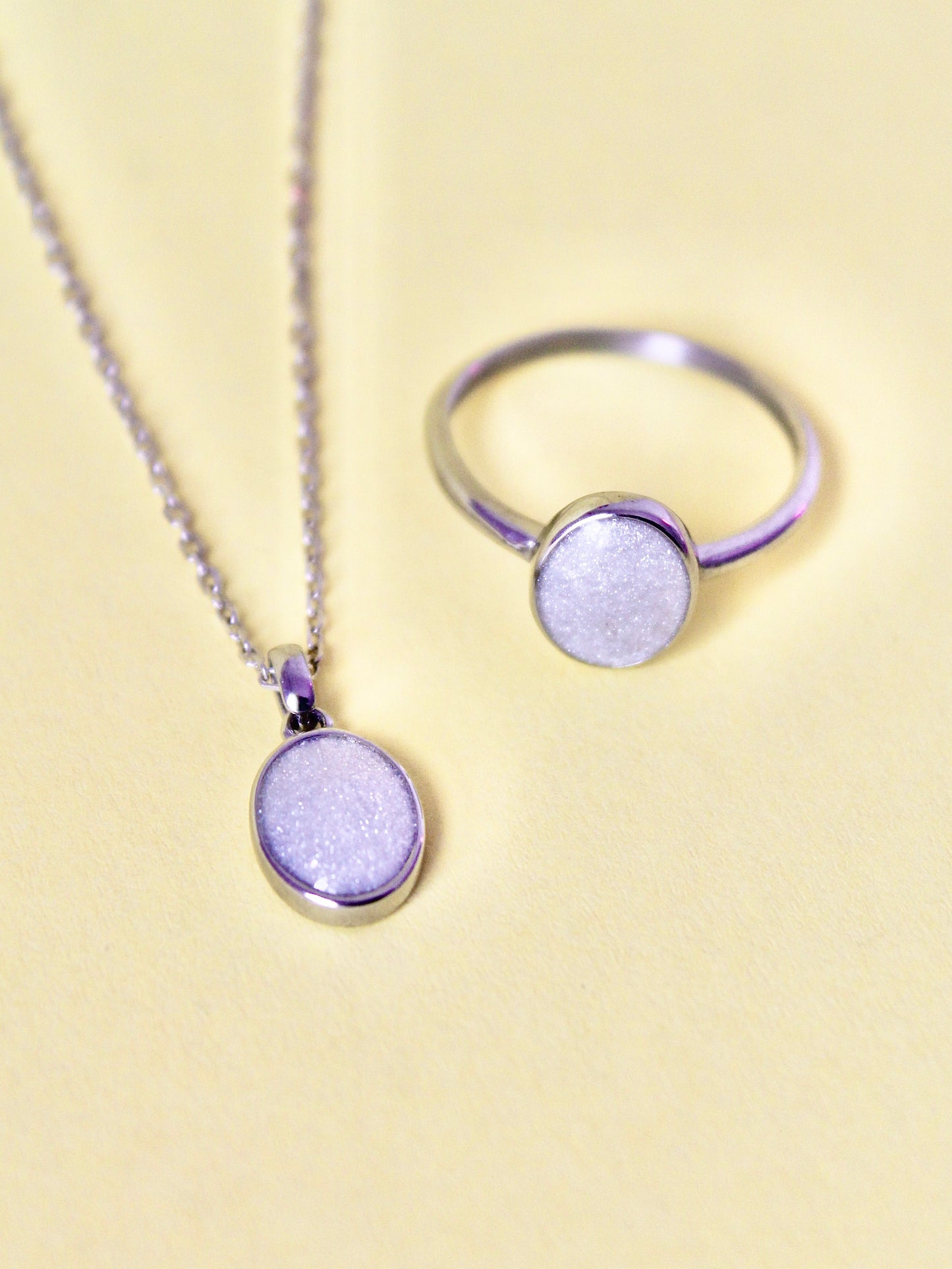 Oval Ring